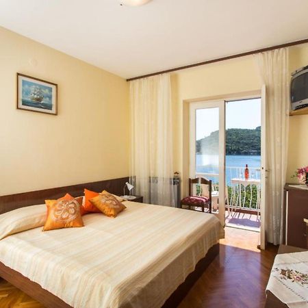 Villa Malfi ซาตอน ภายนอก รูปภาพ