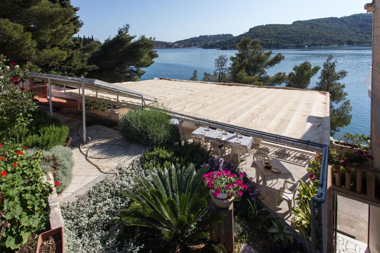 Villa Malfi ซาตอน ภายนอก รูปภาพ
