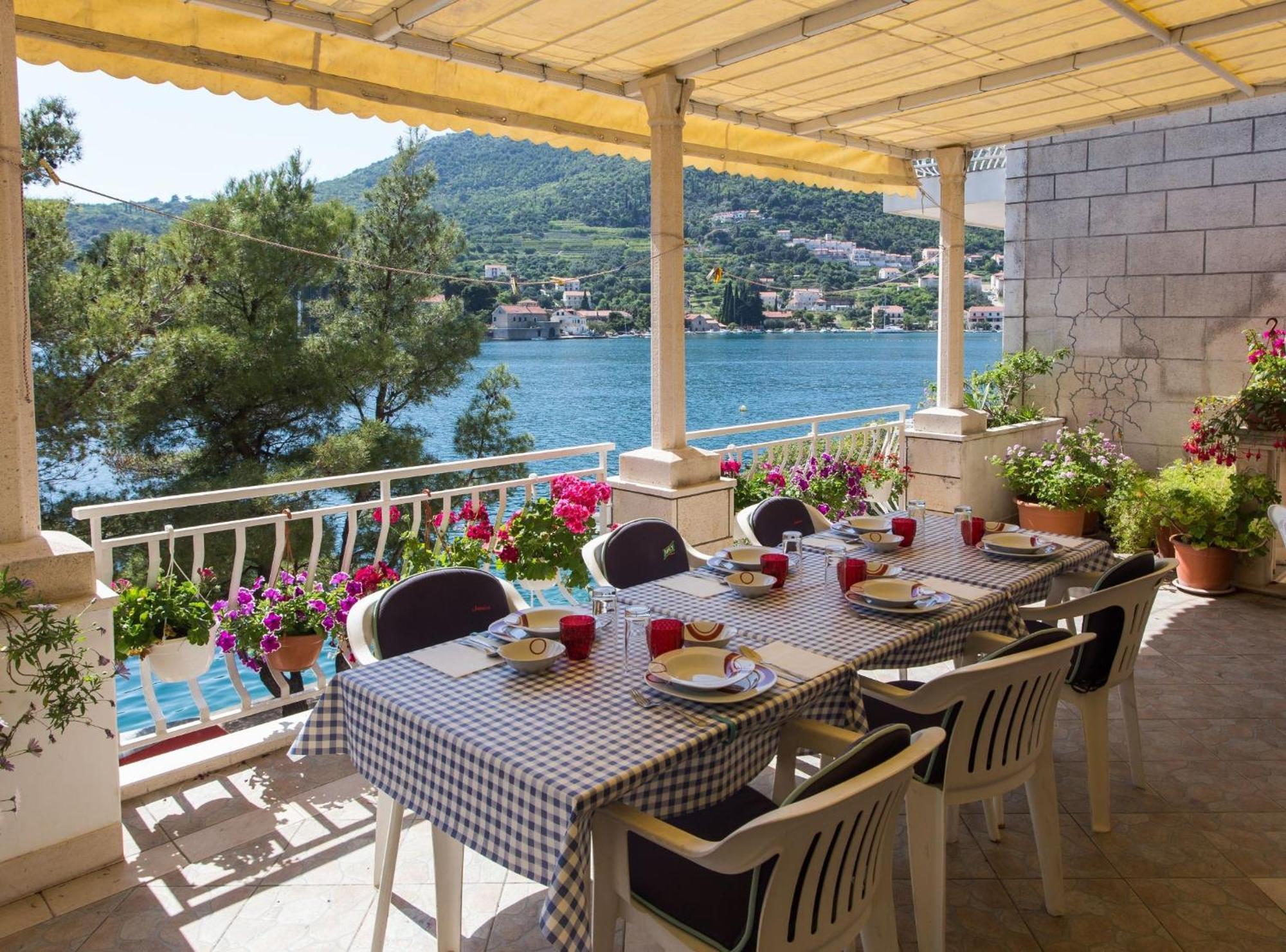 Villa Malfi ซาตอน ภายนอก รูปภาพ