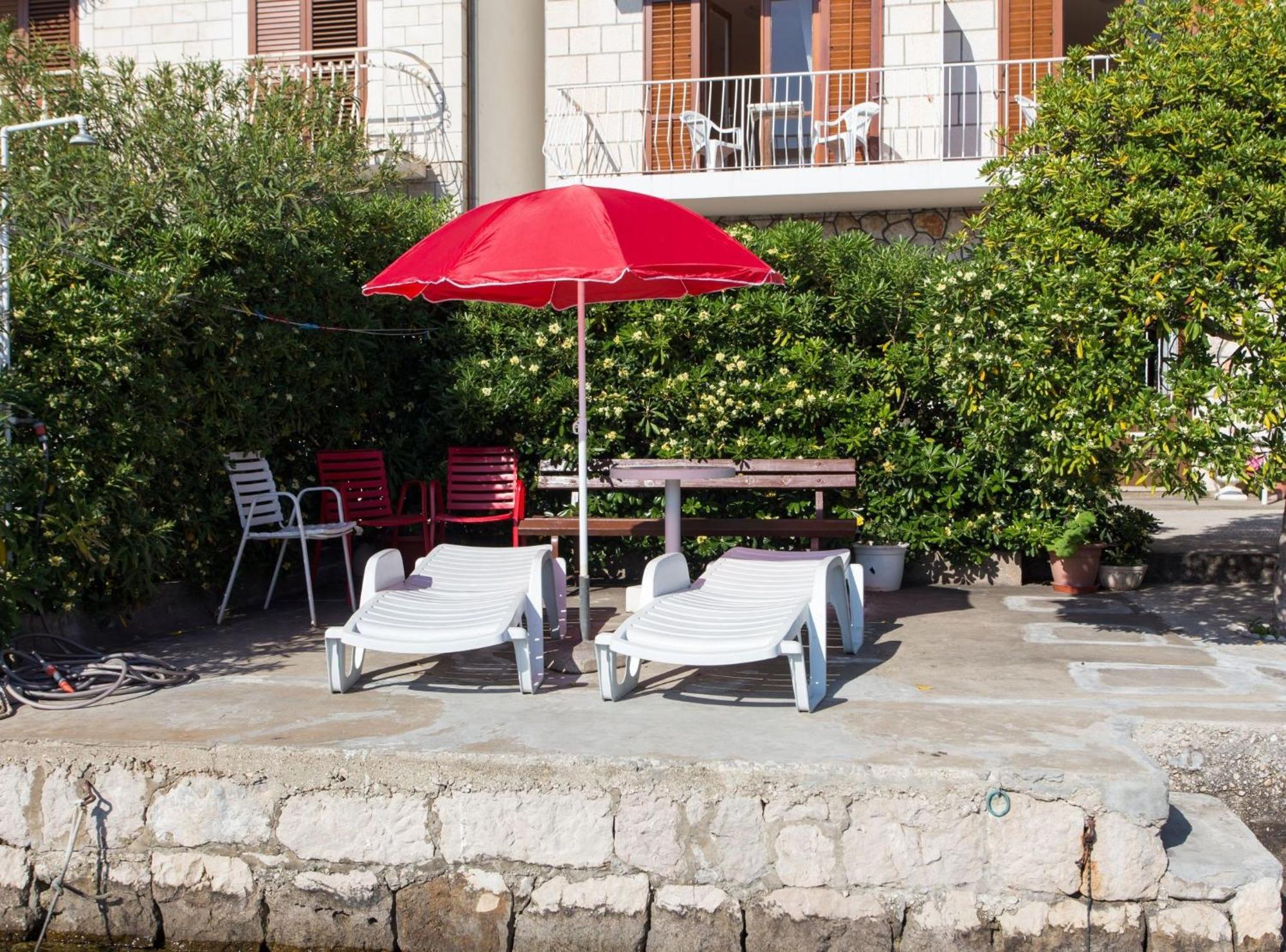 Villa Malfi ซาตอน ภายนอก รูปภาพ