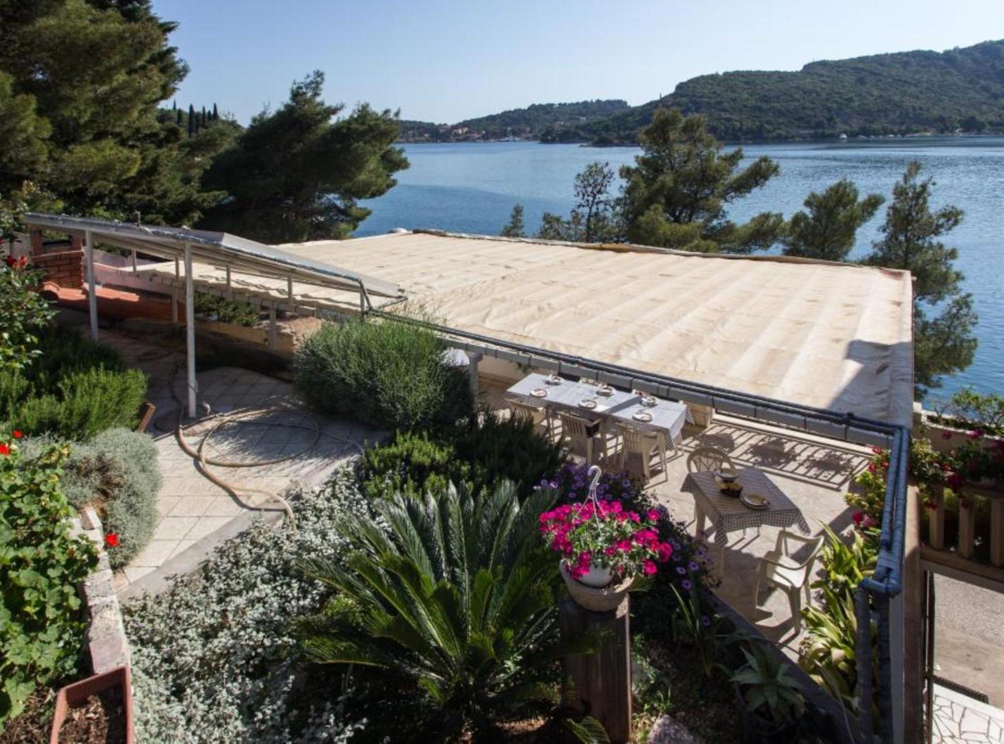 Villa Malfi ซาตอน ภายนอก รูปภาพ